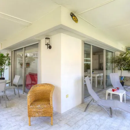Les Lauriers Private * Antibes